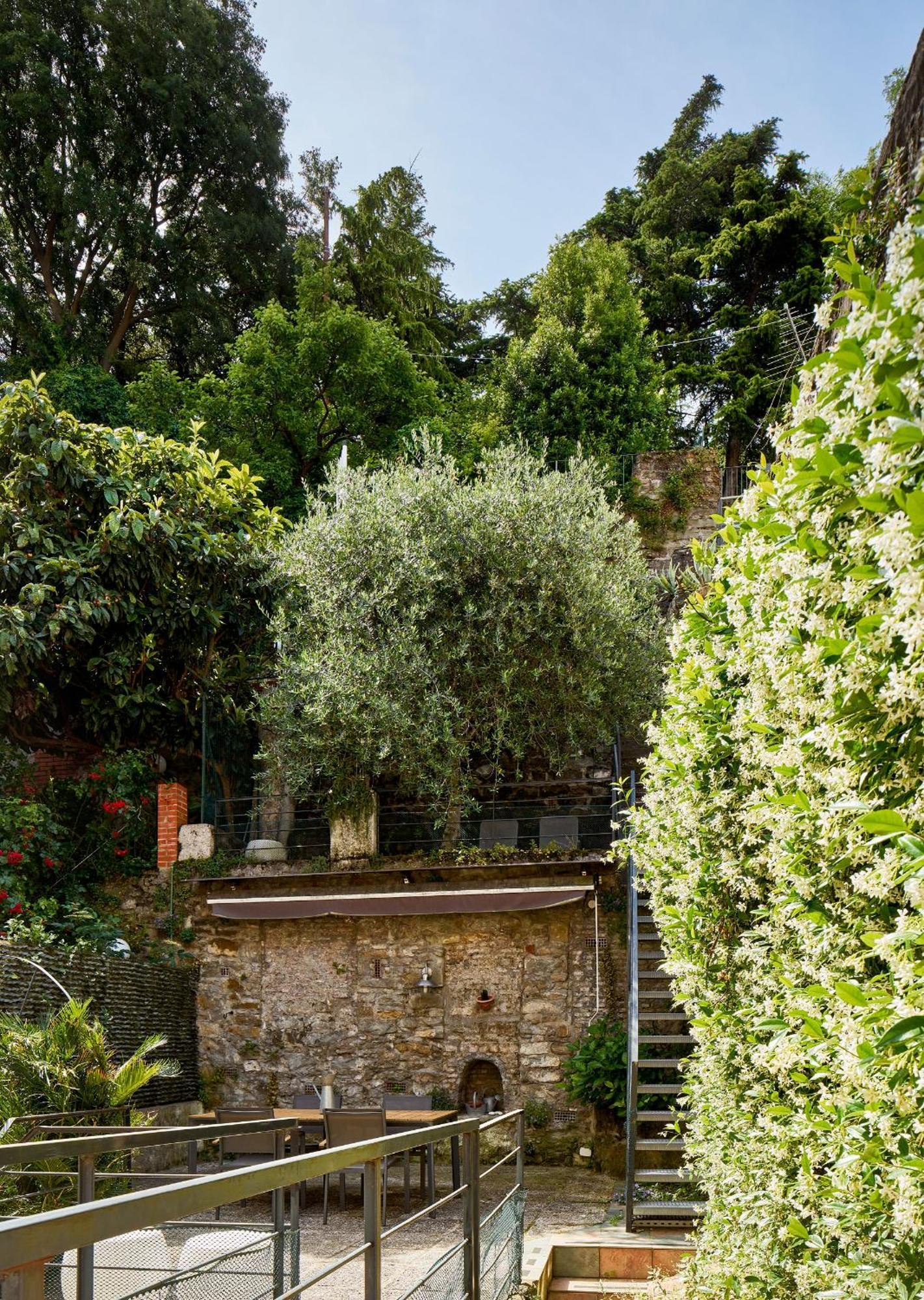 トリエステGiardino Segreto, In Centroアパートメント エクステリア 写真